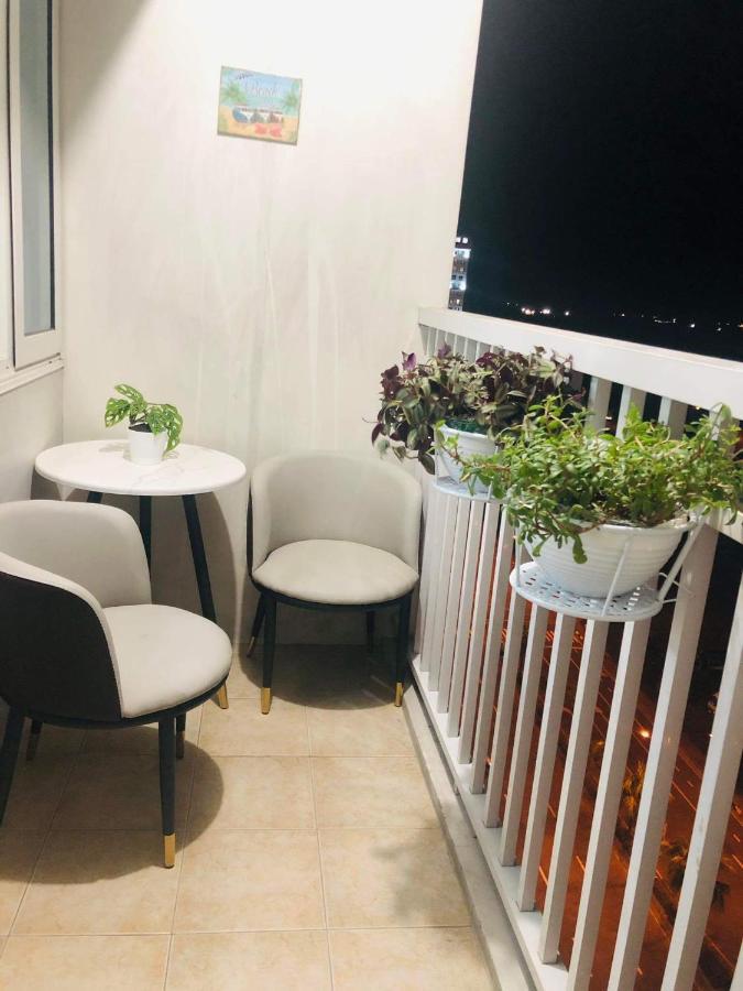 Ebony'S Place At Shore Residences Manila Exterior photo